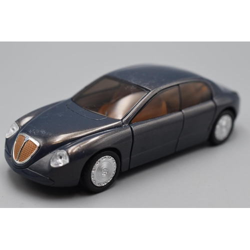 621 - Solido Die Cast Scale Model of a Lancia Dialogos in Original Tin