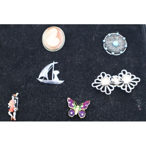 28 - Selection of Vintage Brooches including Silver