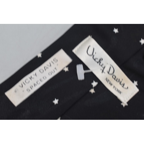 47 - Vicky Davis Spaced Out Collectors Tie