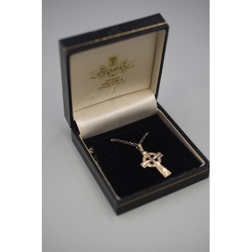 34 - Silver 925 Celtic Cross Complete with Chain and Presentation Box