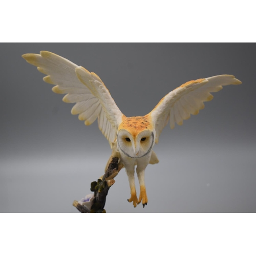 96 - Veronese Design Barn Owl Bird in Flight Sculpture 9.5