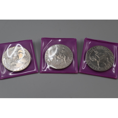 79 - Selection of Silver Jubilee Crowns includes a Souvenir Medal