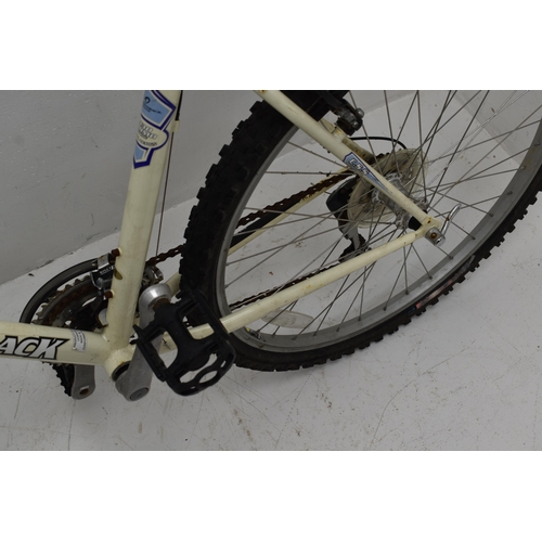 466 - Diamondback 24 Speed Mountain Bike