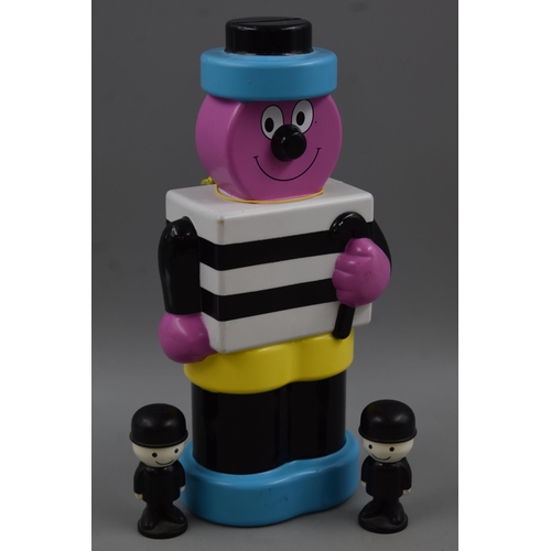 96 - Bertie Bassett Money Box and a Homepride Fred Condiment Set