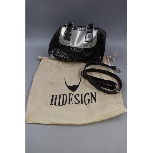 606 - Designer Style Hand Bag complete with Dust Bag