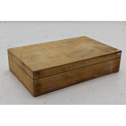 616 - Wooden Storage Case Containing Approx 50 Watch Display Holders (23