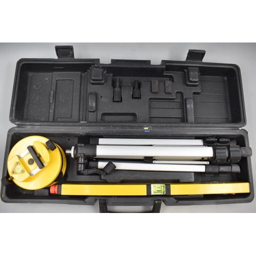 584 - Laser Level Kit in Carry Case with instruction manual