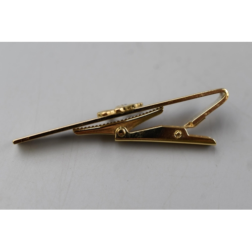 62 - Vintage Stratton of London Gold Plated Tie Clip in original box