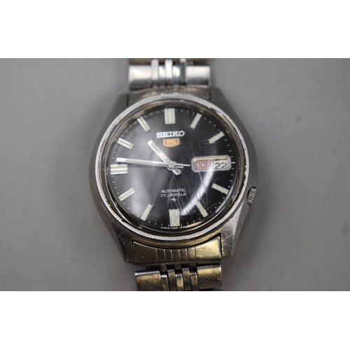 75 - Seiko 5 Automatic 17 Jewel Gents Watch