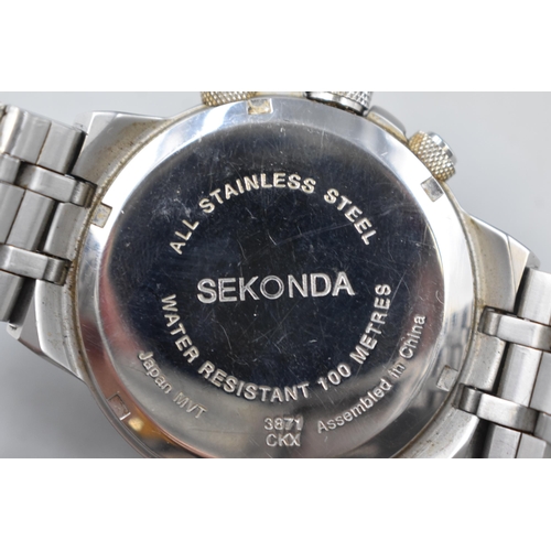 85 - Gents Sekonda Watch with Stainless Steel Strap