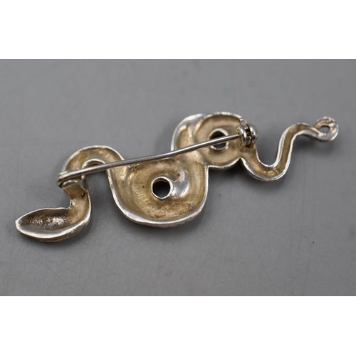 47 - 925 Silver Snake Brooch