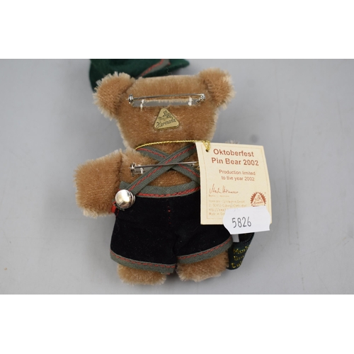 143 - Hermann Oktoberfest Pin Bear 2002