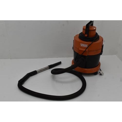 532 - Vax Wet and Dry Vacuum Cleaner Working When Tested