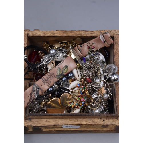 339 - Selection of Unsorted Mixed Jewellery in 3 Cases