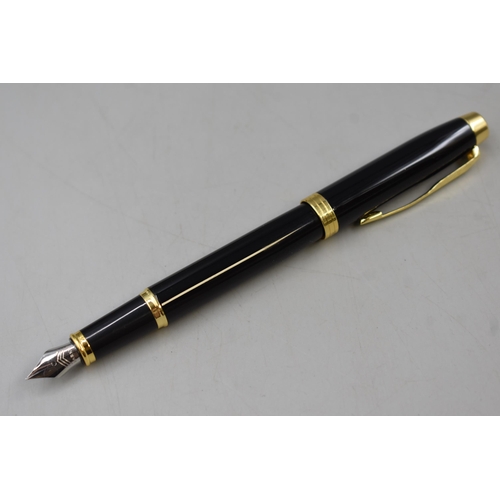 382 - Parker Fountain Pen in Brilliant Black New in Box