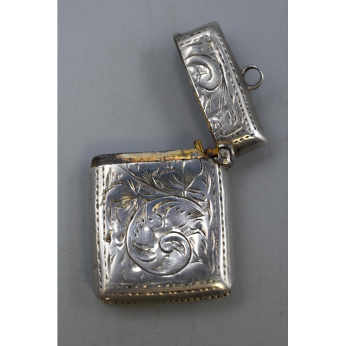 37 - A Hallmarked Chester Silver Vesta Case With Etched Heart Design, Circa 1900.