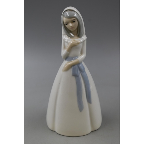 107 - Miguel Requena Porcelain Lady Figurine 9