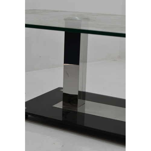 433 - Contemporary Tempered Glass Topped Coffee Table Measures 47 W x 25.5 D x 16 H Inches