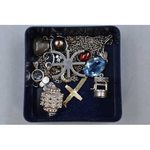 36 - Mixed Selection of Silver Jewellery including Pendants, Charms and Chain (a/f) 37.8 grams