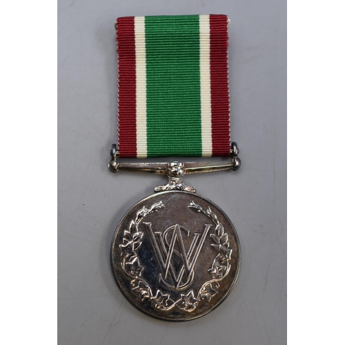 180 - Boxed Womens Voluntary Service Medal