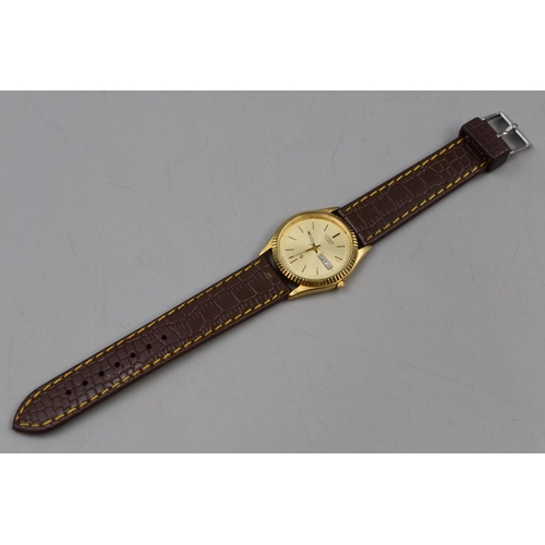 80 - Citizen Day Date Gents Quartz Watch with Leather Strap (Working)