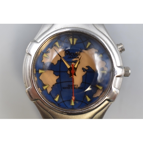 95 - Acuet of Japan Illuminating World Map Gents Watch (Working)