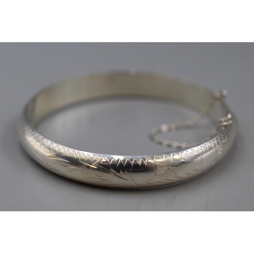 37 - Silver 925 Etched Silver Bangle complete with Safety Chain