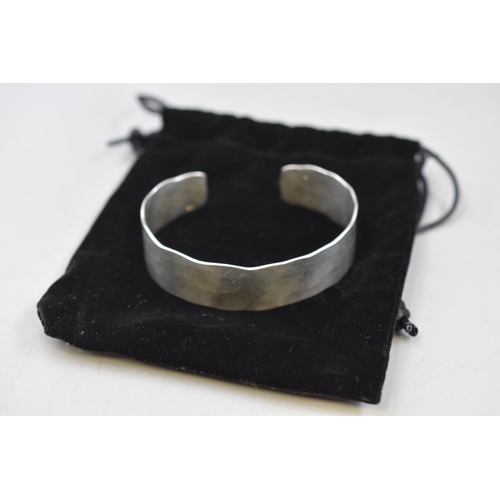 77 - Silver 925 Hammered Bracelet / Bangle Complete with Velvet Pouch