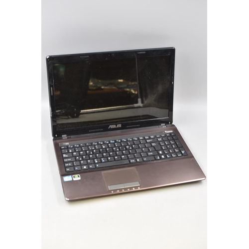 513 - Two Laptops to include Lenovo Flex 2 (with lead/powers on) and Asus K53S (untested).