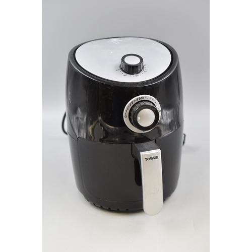 516 - Tower Air Fryer with 200 Degree Setting and 30 Minute Timer as new seems to not have been used worki... 