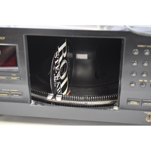 520 - Pioneer PD-F1007 File Type Compact Disc Player, Powers up When Tested