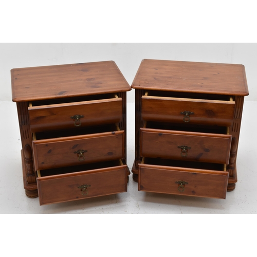 556 - Pair of Three Drawer Bedside Units approx 22