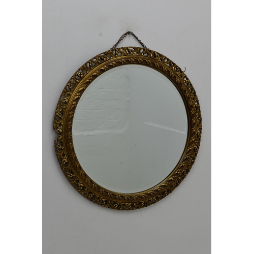 560 - Circular Mirror in Decorative Gilt Frame approx 24