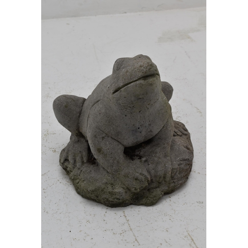 579 - Vintage Concrete Garden Frog Figure (30cm)