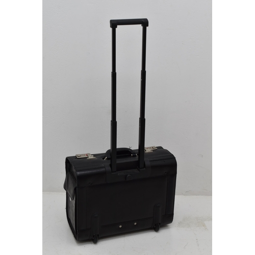 604 - Pull Along Pilots Case with Combination Lock and Key (37cm x 45cm)