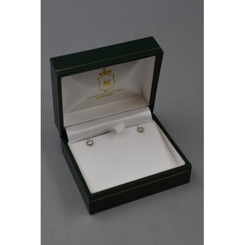 15 - Gold 375 (9ct) Stud Earrings Complete with Presentation Box