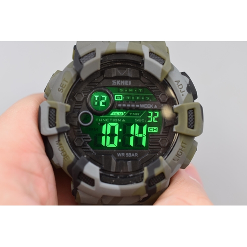 99 - Brand New Divers Style Digital Led Time/Date/Stop Watch Feature water resistant Watch with Rubber St... 