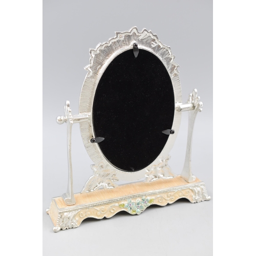 198 - Dainty Cast Alloy Canity Mirror with Enamel Decoration 9