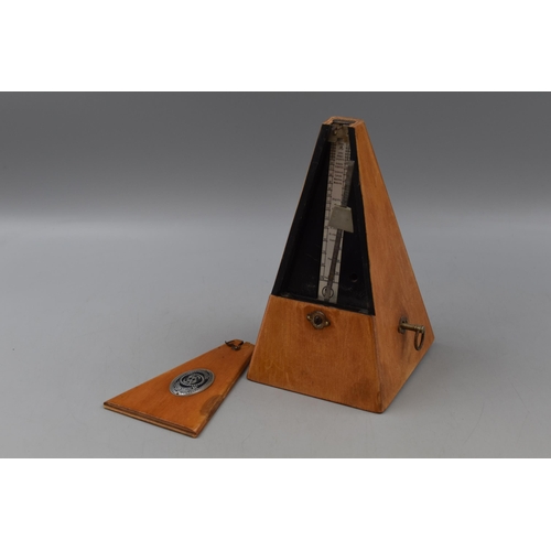 201 - An Antique Wooden System Maelsel Metronome, Approx 21cm Tall. AF.