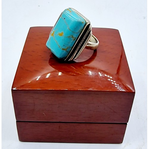 40 - Sterling Silver Turquoise Ring In Wooden Presentation Box