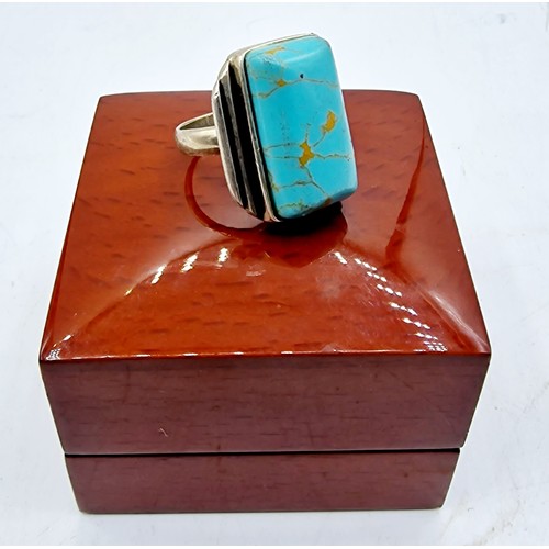 40 - Sterling Silver Turquoise Ring In Wooden Presentation Box