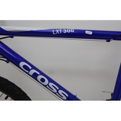 605 - A Cross LXT 300 Mountain Bike, With Shimano Revoshift Gears and 26