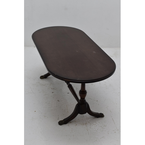 612 - Oval Mahogany Pedestal Coffee Table by Strongbow In Georgian Design with splay Metal Feet, 39