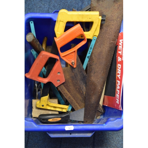 648 - A Mixed Selection of Tools. Includes Saws, Chisels, Hammer and More.