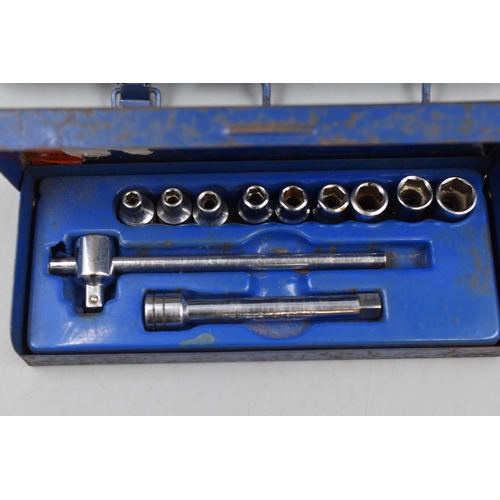 679 - Imperial and Metric Ratchet socket set and a Draper Metric Socket set