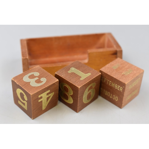 211 - Vintage Wooden Desktop Perpetual Calendar