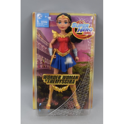 424 - Wonder Woman DC Super Hero Doll in Packaging