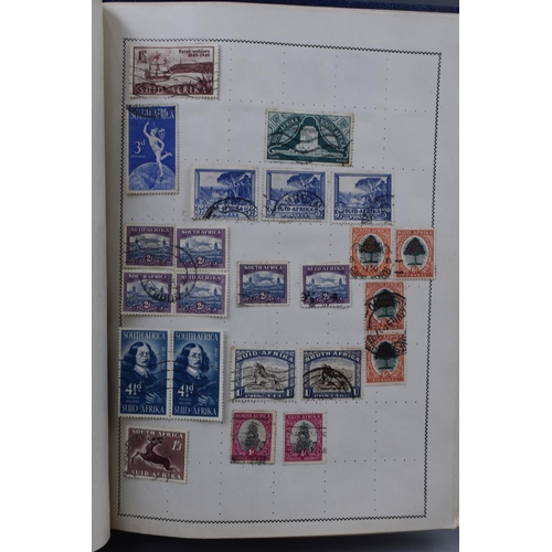 500 - Movaleaf Worldwide Stamp Album Containing French, Germany, Hungary and lots More