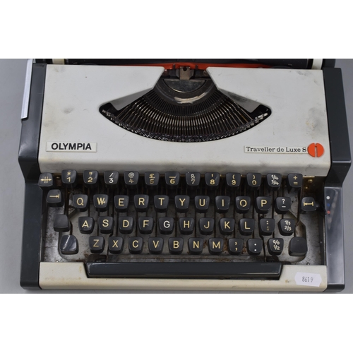 516 - Olympia traveller de Luxe S Typewriter in Case