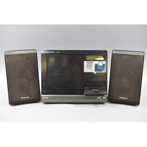 547 - Panasonic CD Stereo System with Speakers, Remote Control and Ppaerwork